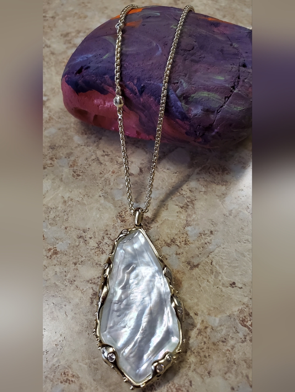 Kendra Scott Gold-Tone Mother of Pearl Pendant Necklace